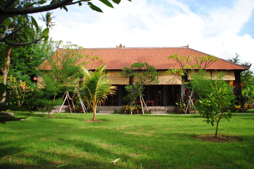 Tiara Bali Pemuteran