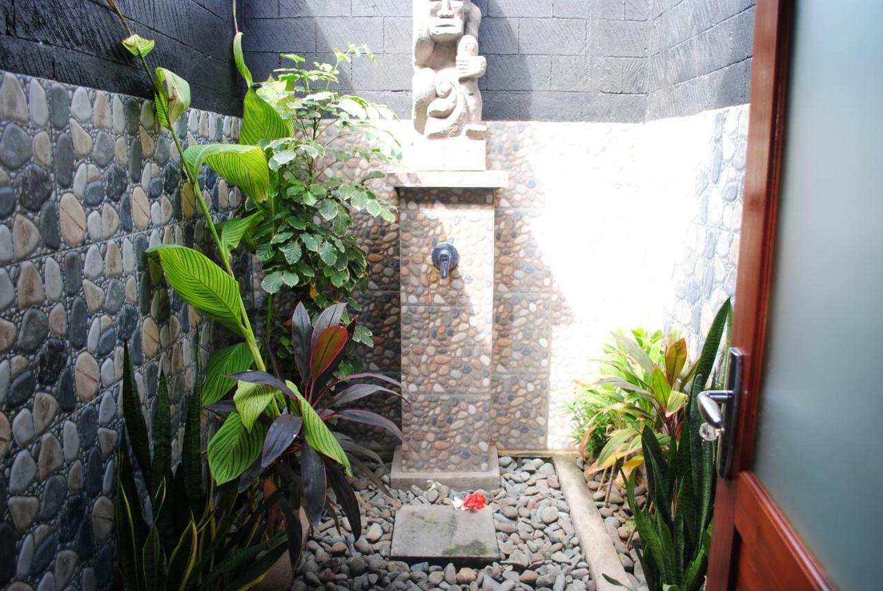 Tiara Bali